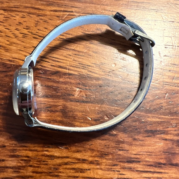 Caravelle Ladies Watch New Condition - Picture 3 of 5